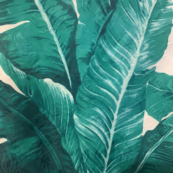 Vestique Small White with Green Foliage Dress - Picture 2 of 10